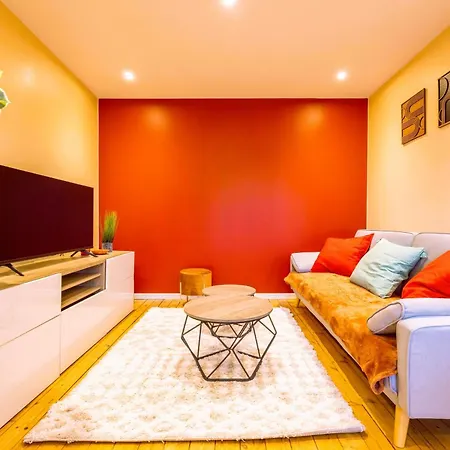 Appartement De Standing - Coeur De Reze / 10Min De Nantes Exterior photo